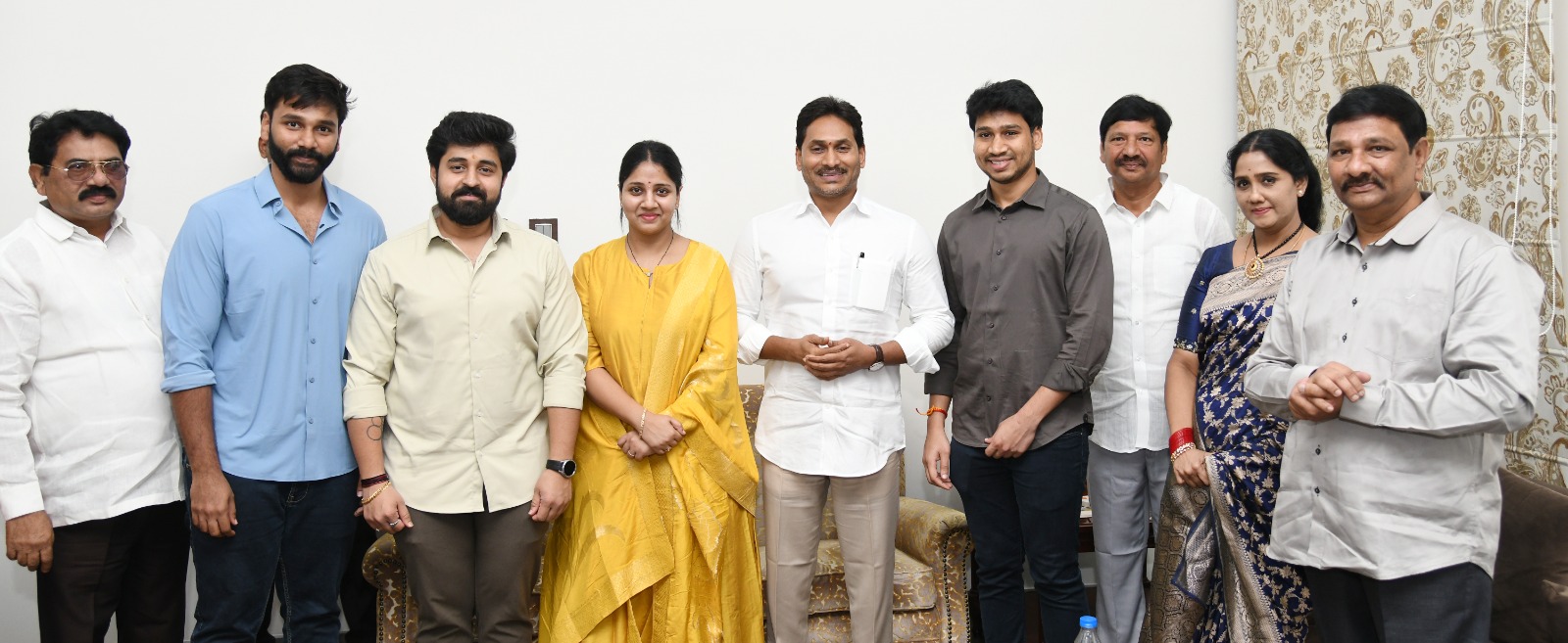 Former Minister Jogi Ramesh Meets YS Jagan Mohan Reddy at Tadepalli